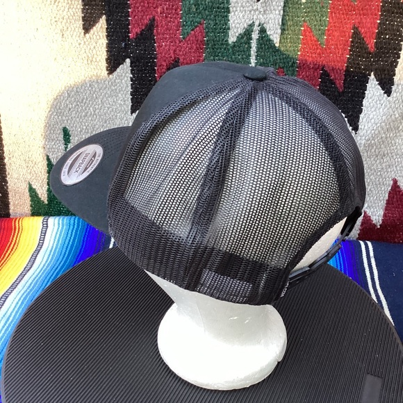 Volcom SnapBack Hat - Picture 6 of 13